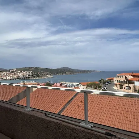 Maison Bord De A Avec Terrasse Et Garage - Fr-1-225c-164 *